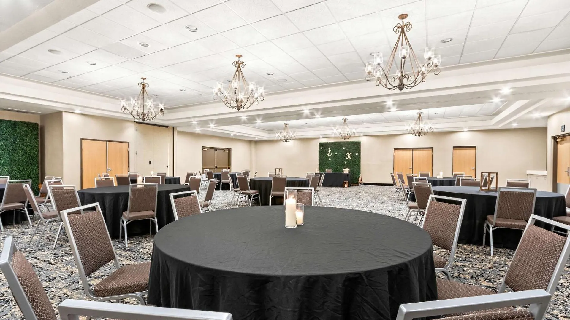 Hampton Inn & Suites Phoenix-Goodyear Hotel