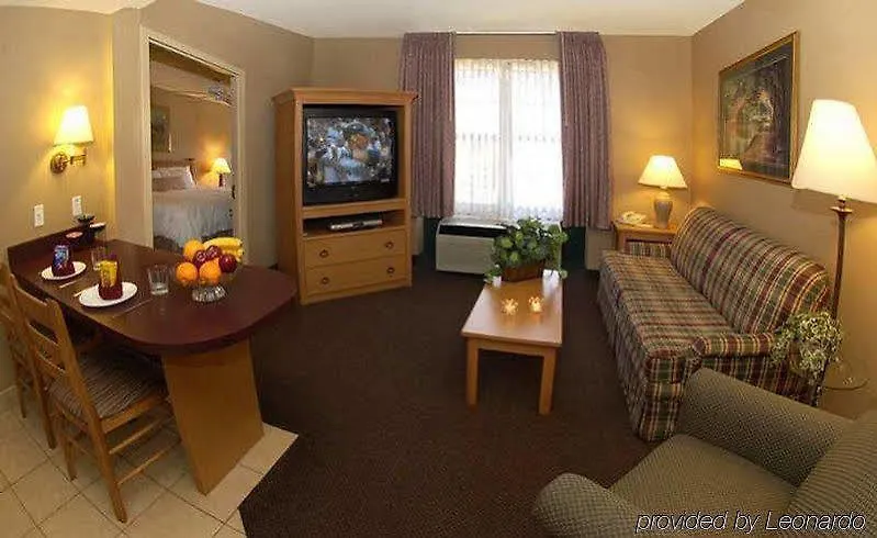 Hampton Inn & Suites Phoenix-Goodyear 3*, Goodyear